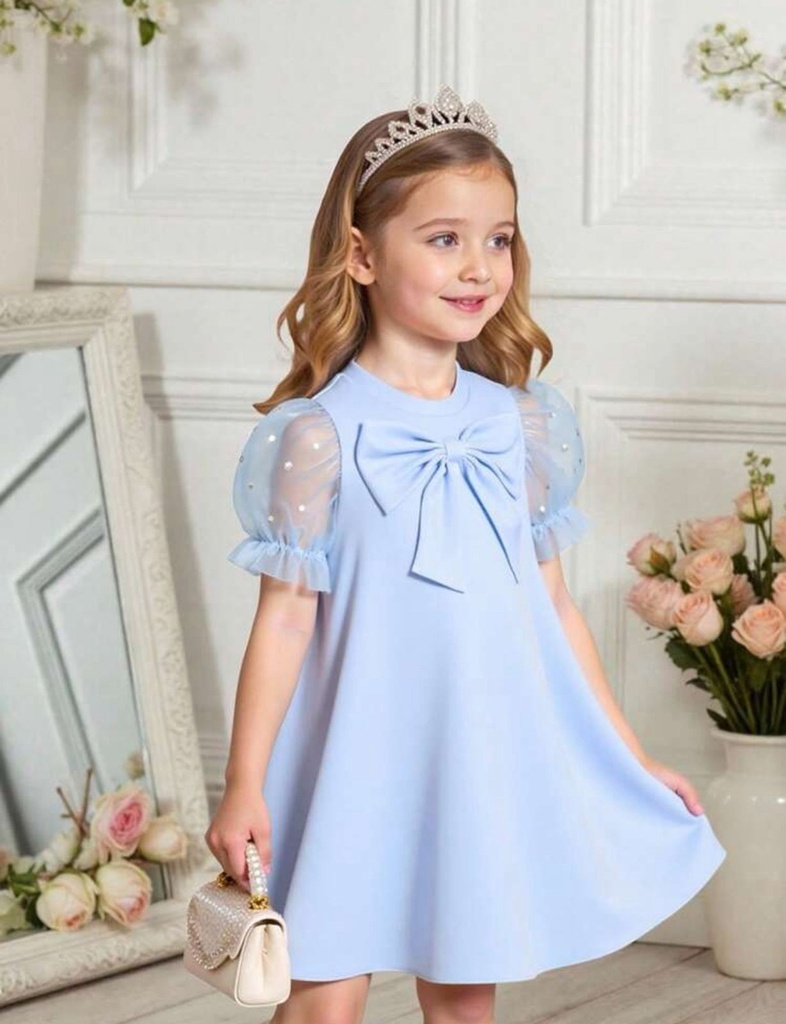 Vestido de Gala azul celeste, mangas de encaje azul celeste